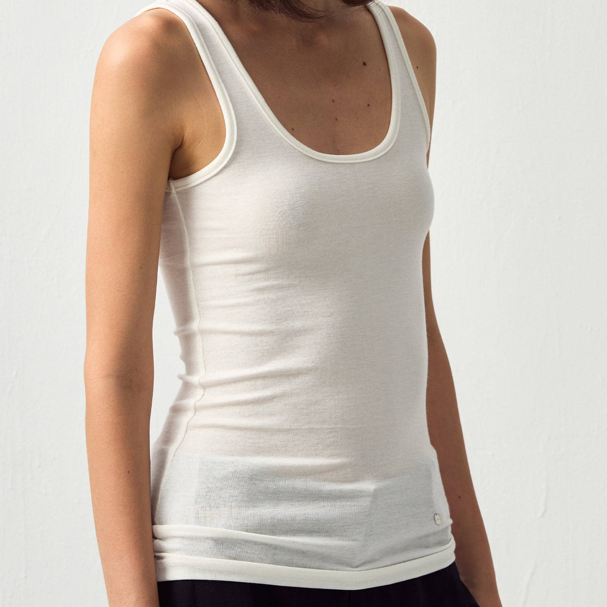 Lyocell Wool Blend U-Neck Layering Tank