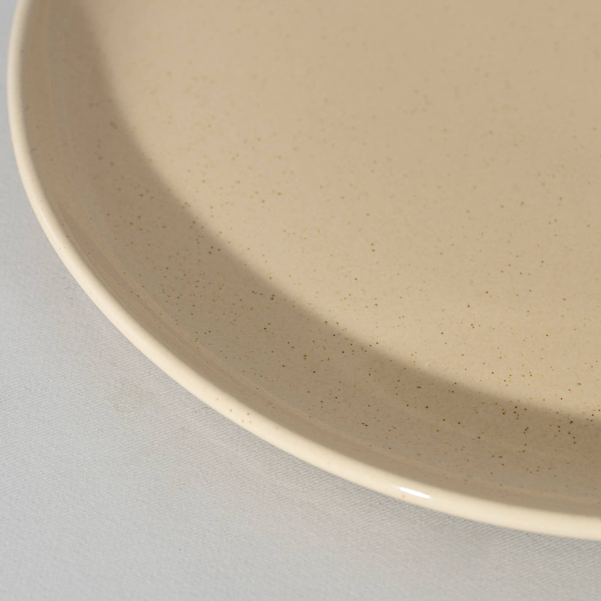 Handmade Stoneware Flat Dessert Plate | Epa 7.9"