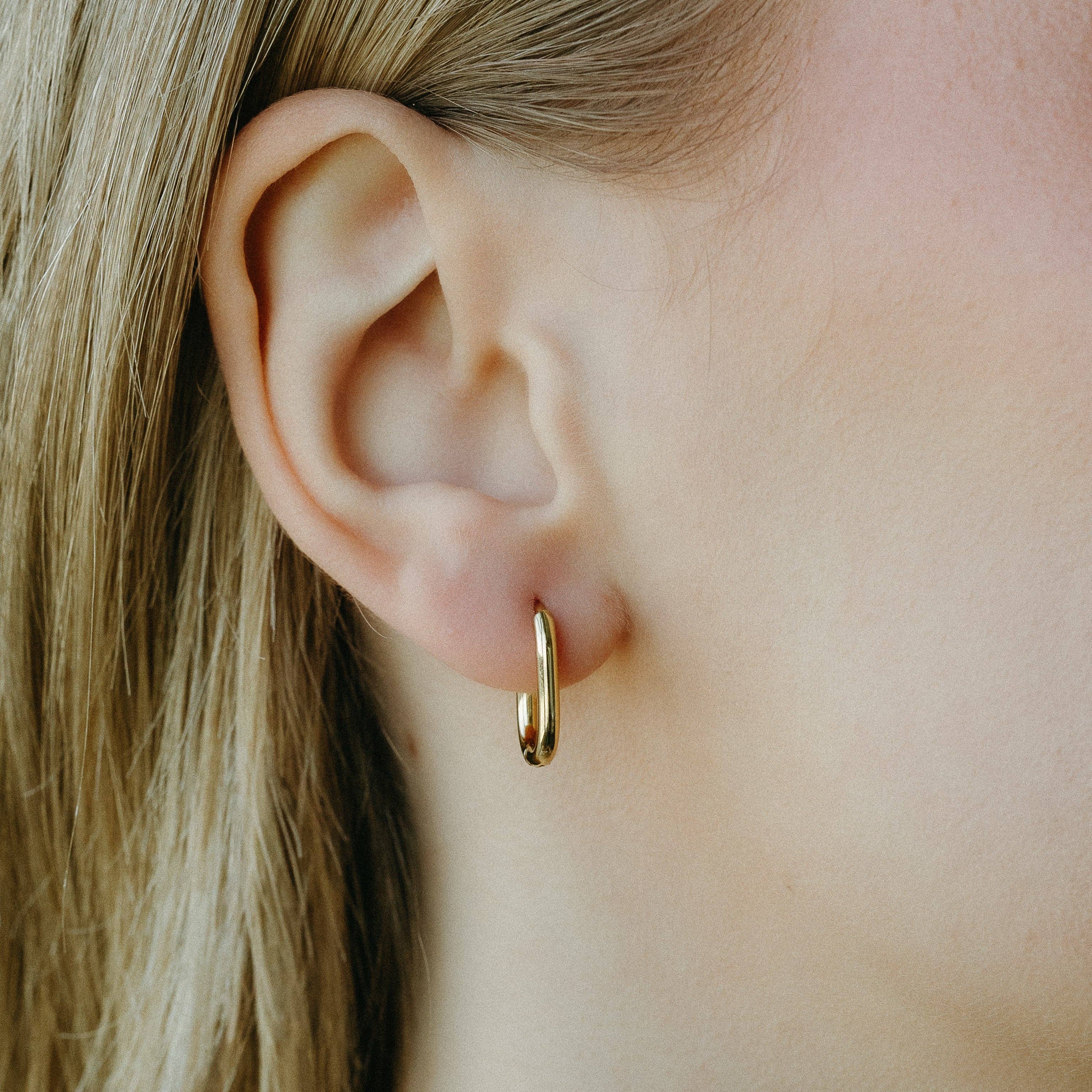 Oval Hoops