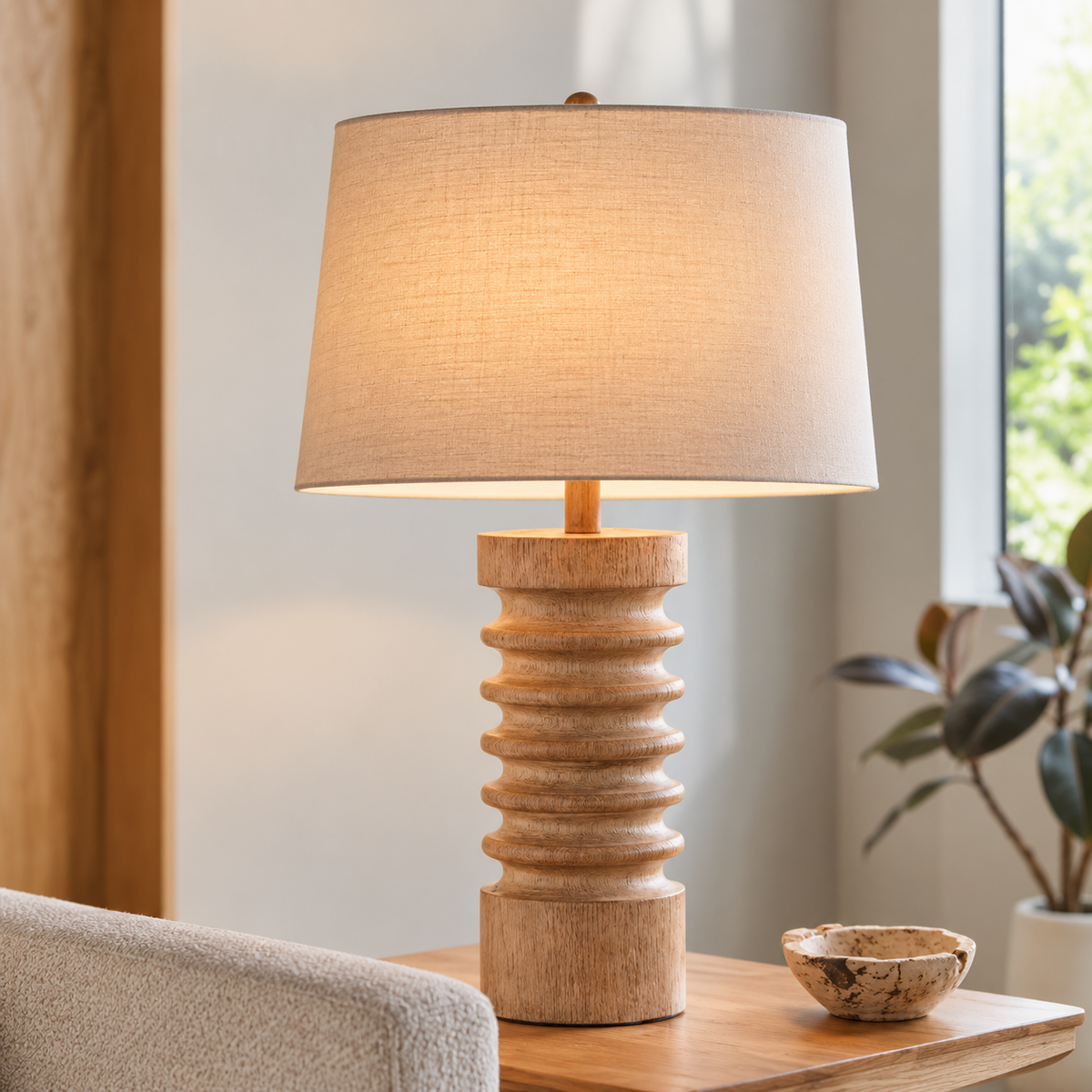 The Ash Table Lamp