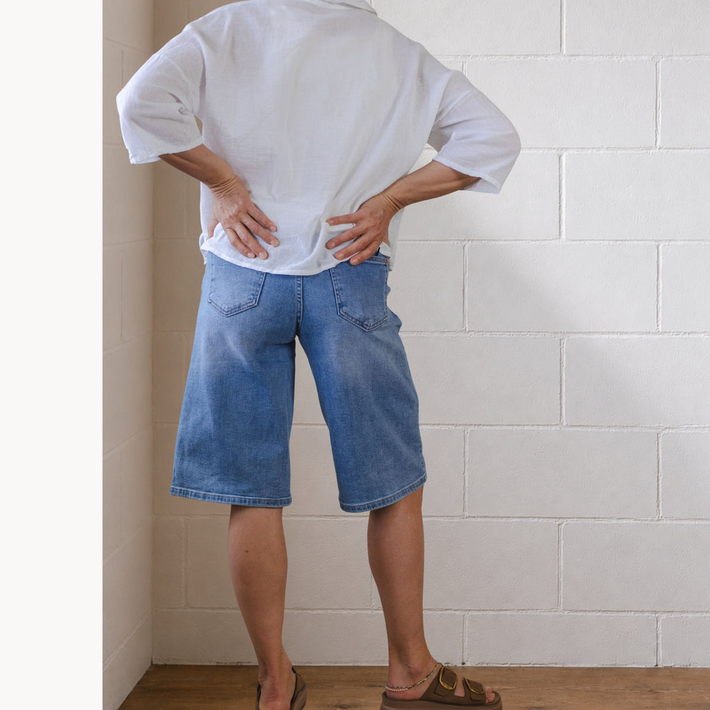 Knee  Length Bermuda Shorts- Comfort Stretch