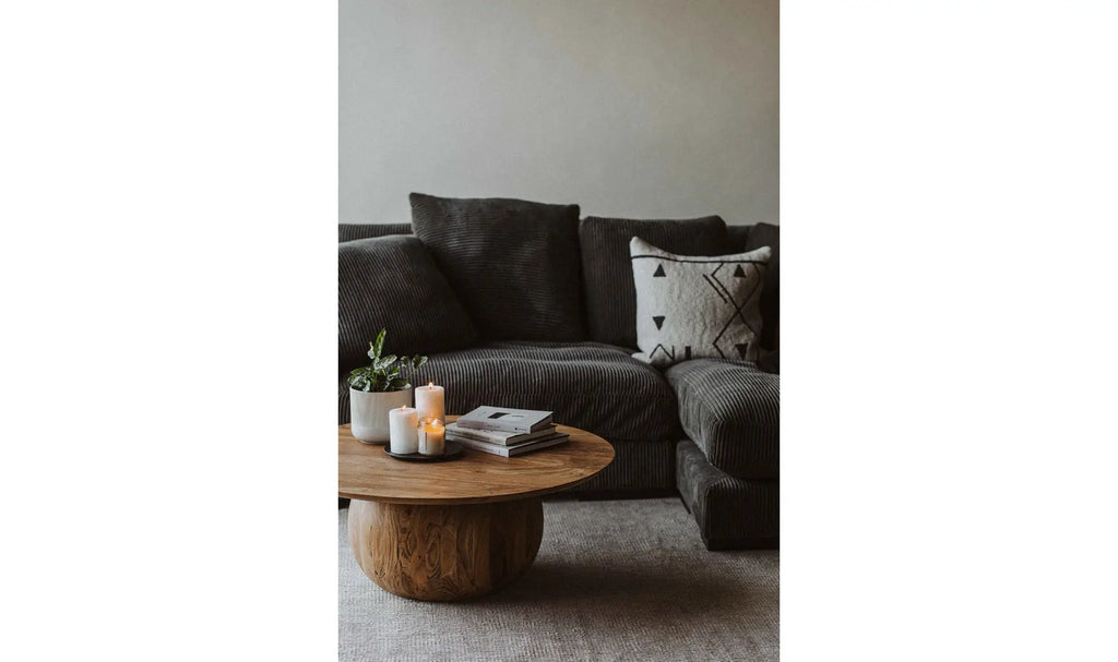 Acacia round coffee table